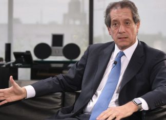 Por ahora, sigue el cupo de U$S 200.