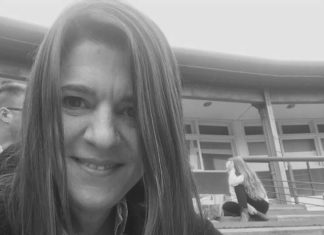 Era profesora, tenía Covid y murió en una clase virtual.