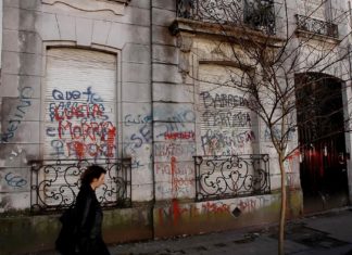 Usurpan el caserón de Barreda.