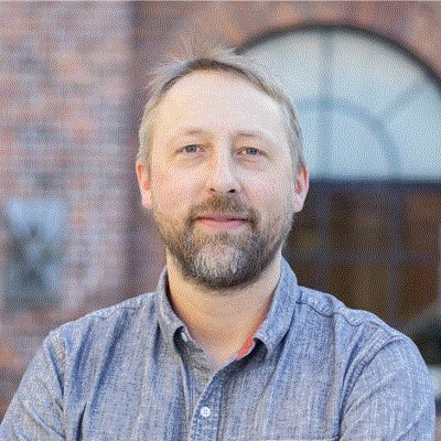 Esta imagen tiene un atributo alt vacío; el nombre del archivo es Henrik-Urdal.gif