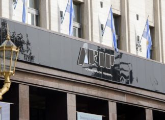 Gobierno extiende la moratoria hasta el 30 de noviembre.