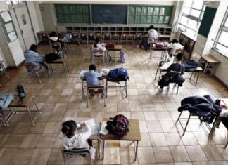 “No hace falta la vacuna para volver a clases”.