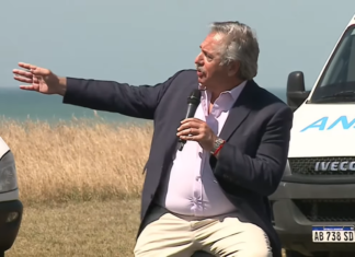 COVID: Advertencia de AF a la juventud.