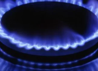 El Gobierno avanza con la quita de subsidios a la luz y gas.