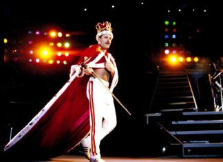 Subastan artículos de Freddie Mercury